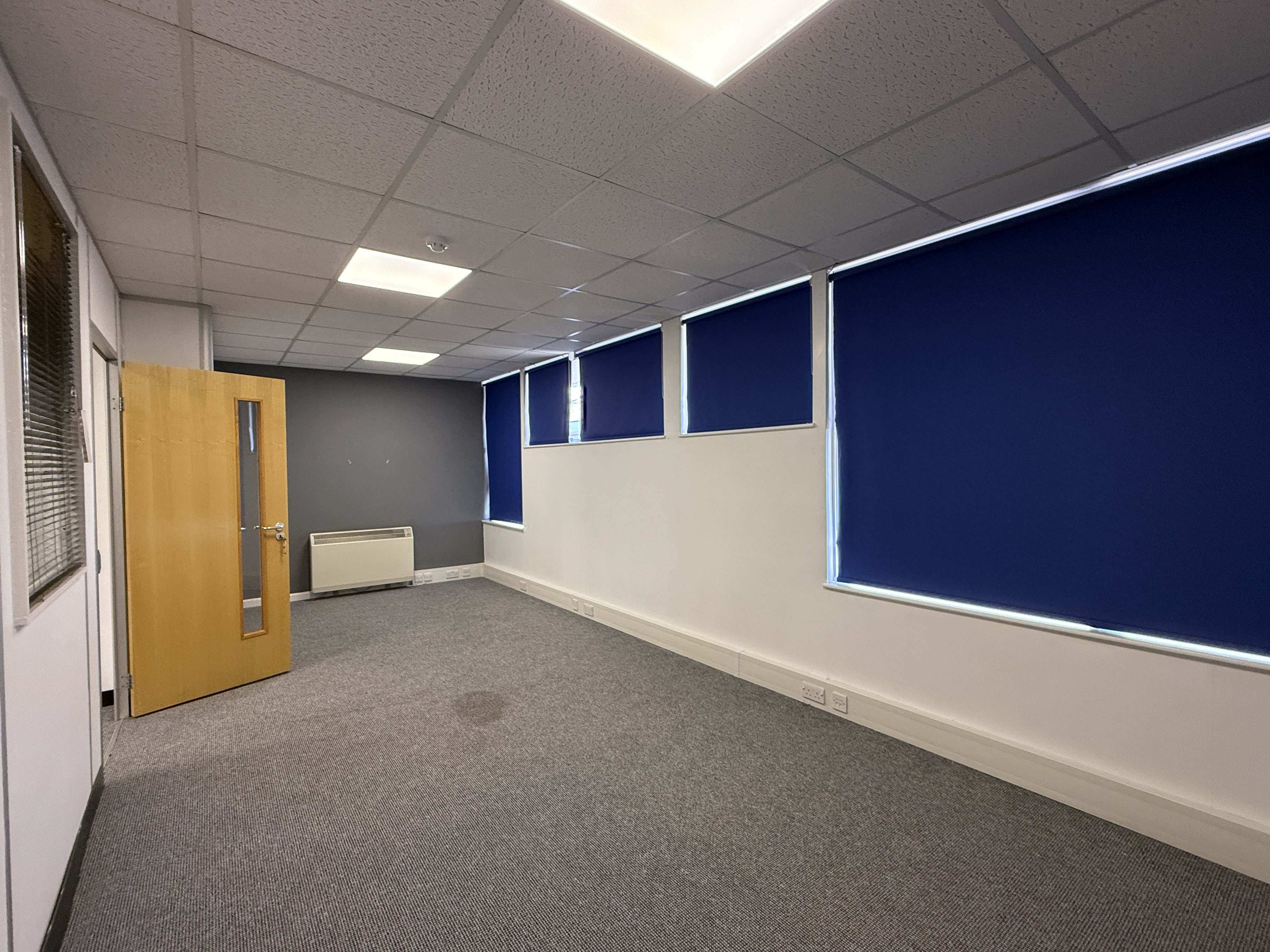 Office in Exeter - photo 3